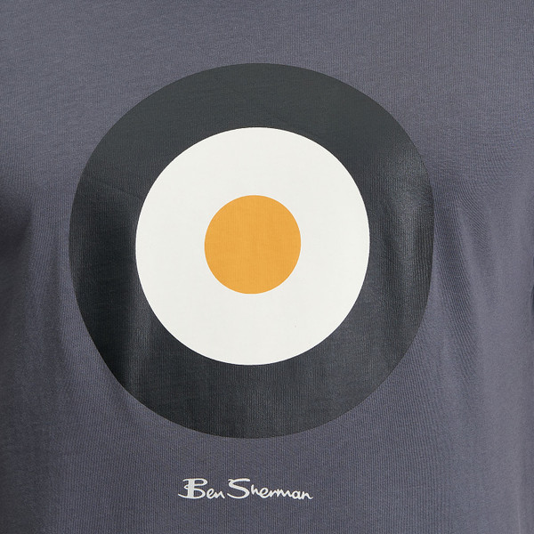 Close up of the print on the Ben Sherman Mod Target T-shirt in Slate 1012349 018