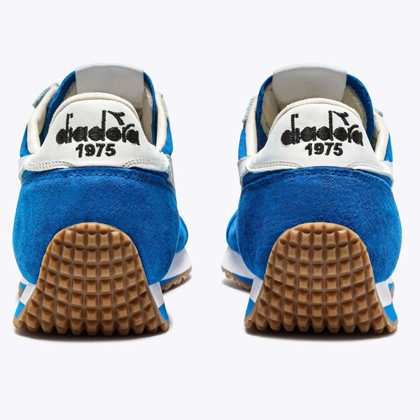 Diadora Equipe 75 SW Retro Suede Running Trainers in Micro Blue pictured from back
