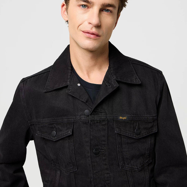 Wrangler Regular Classic Black Denim jacket in Orion close up picture