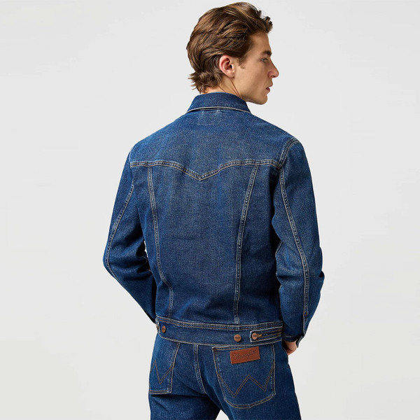 Wrangler Men's Mod Regular Classic Denim Jacket in Meadow Haze pictured on model from back