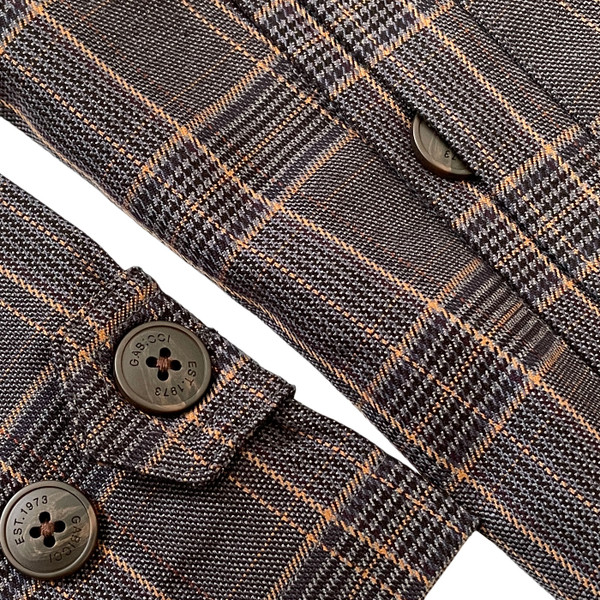Pocket detail on the Gabicci Vintage Houghton Check Mod Men's Raincoat Mac Jacket in Charcoal V55GJ12