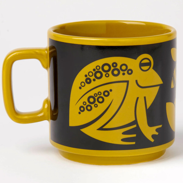 Reverse of Magpie x Hornsea Pottery Retro 70s Frog and Fly Mug