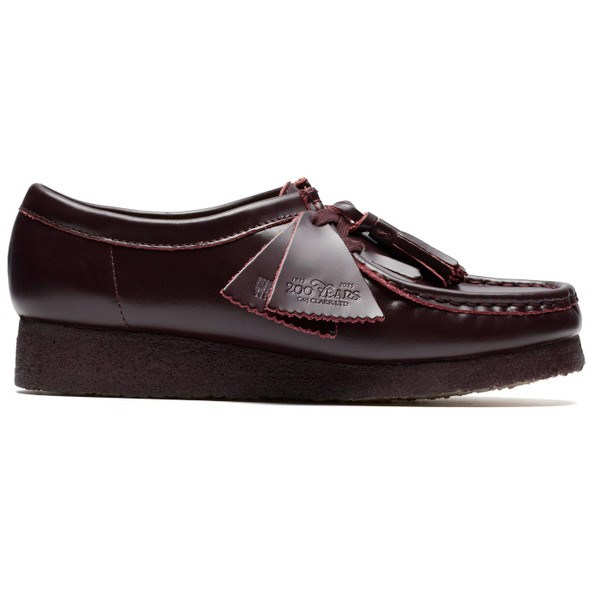 Wallabee Clarks Originals High Shine Tassel Shoes in Purple Grape 26182744 side view