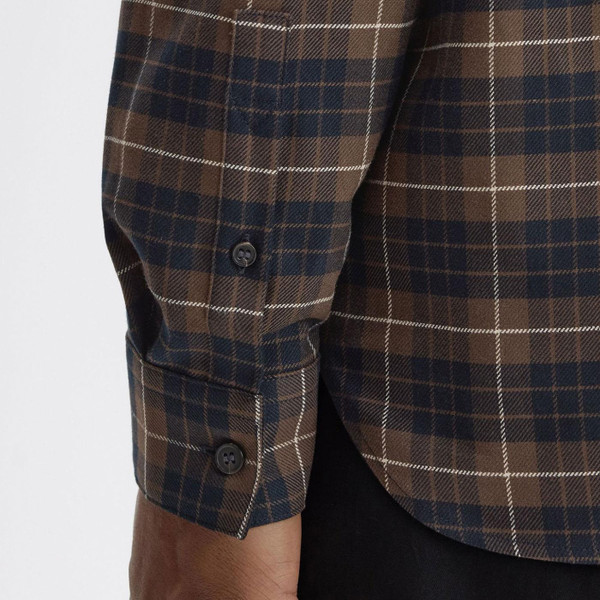 Fred Perry Button Down Brushed Twill Tartan Check Shirt in Burnt Tobacco close up on cuff Fred Perry Button Down Brushed Twill Tartan Check Shirt in Burnt Tobacco close up on cuff