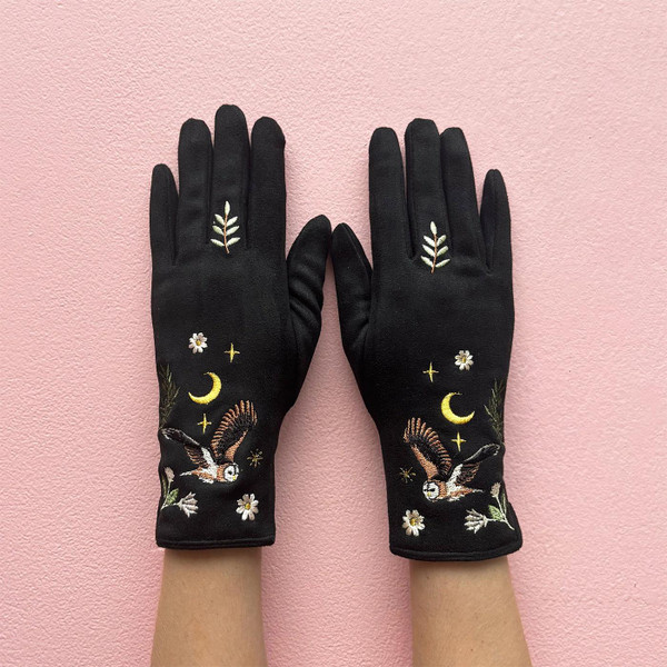 Model Wearing Both The Secret Garden Black Embroidered Owl Gloves by House of Disaster - Retro 70s