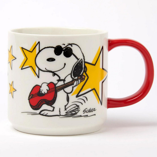 Magpie x Peanuts Snoopy Rock Star Mug in Box - Retro Cups - Main View