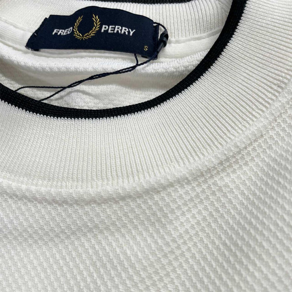 Fred Perry Men's Waffle Textured Tipped T-shirt in Snow White M2395 129 - Collar View