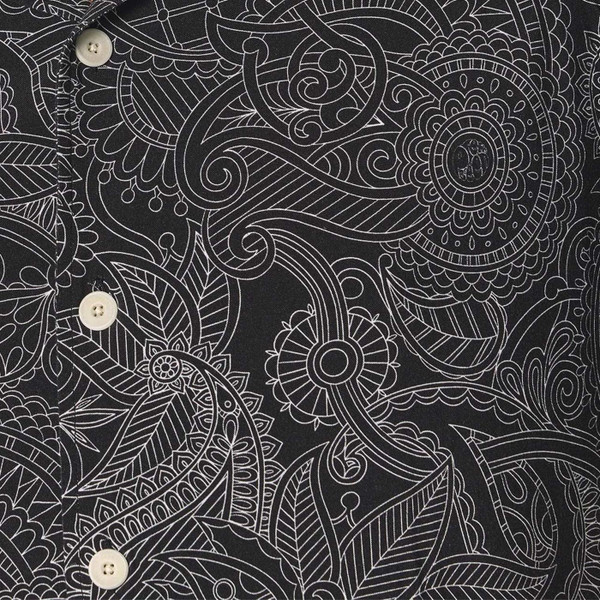 Pretty Green Resonance Men's Retro Linear Paisley Cuban Collar Shirt in Black - Fabric Pattern Detail
