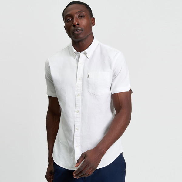 Man wearing Ben Sherman Button Down Short Sleeve Oxford Shirt in White