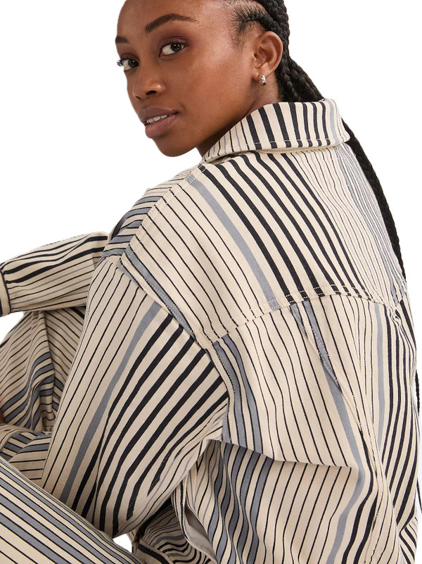 Wrangler Women's Relaxed Blue Multi Stripe Cowgirl Jacket - Close Up Back