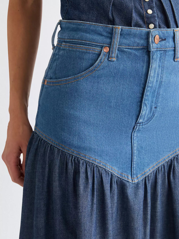 Wrangler Women's Regular Basque Waist Retro 70s Skirt in Lone Ranger - Front Close Up