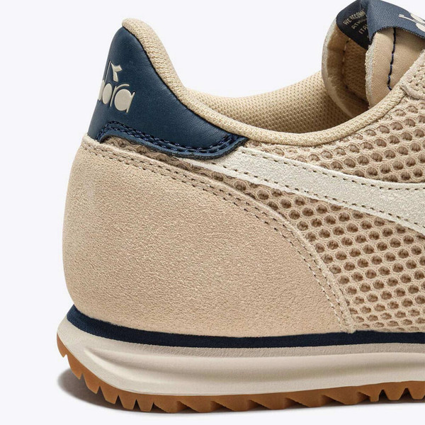 Diadora Cross Mesh Low Profile Men's Retro 80s Suede Trainers in Parchment - Heel Detail