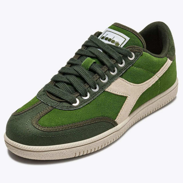Diadora Trainer Suede Men's Retro 80s Terrace Trainers in Green - Front View