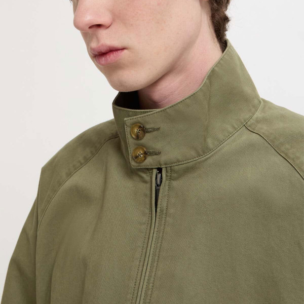 Collar buttoned up on Baracuta Mens G9 Twill Mod Zip Harrington Jacket in Lichen Green