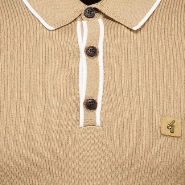 Gabicci Vintage Lineker Men's Mod Tipped Knitted Polo Shirt in Sandstone Placket Detail