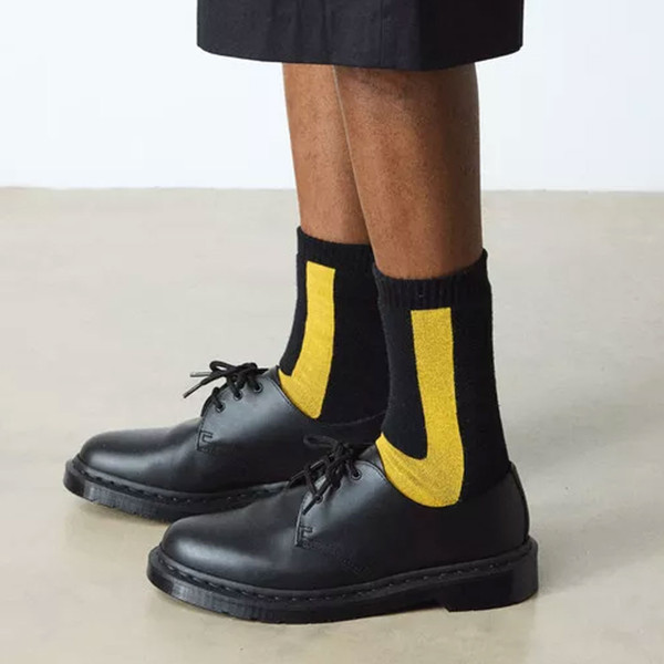 Man wearing Dr Martens Double Doc Retro Socks in Black ACC742018