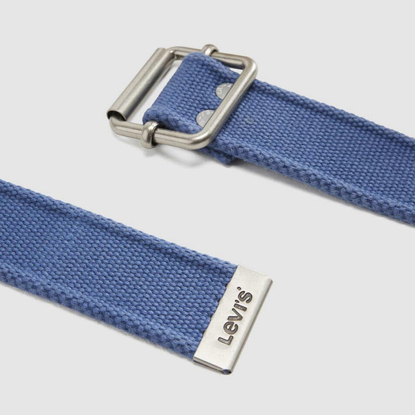 Levi's Men's Retro Washed Cotton Indigo Webbing Belt Buckle Detail