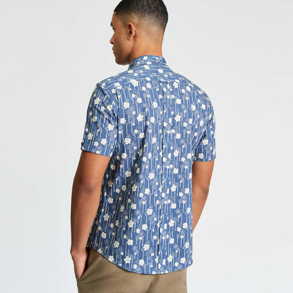 Model Wearing Ben Sherman Men's Retro Short Sleeve Floral Bamboo Print Shirt in Indigo - Back View