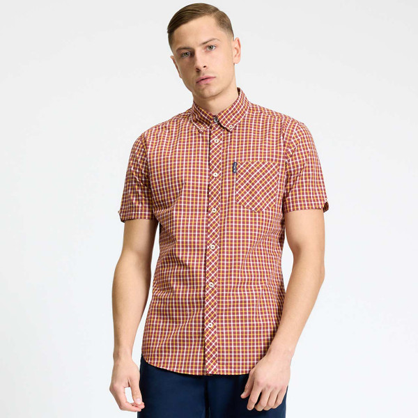 Model Wearing Ben Sherman Men's Mod Short Sleeve House Check Shirt in Cherry - Front View