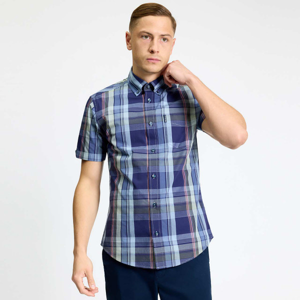 Model Wearing Ben Sherman Men's Mod Block Check Button Down Shirt Denim