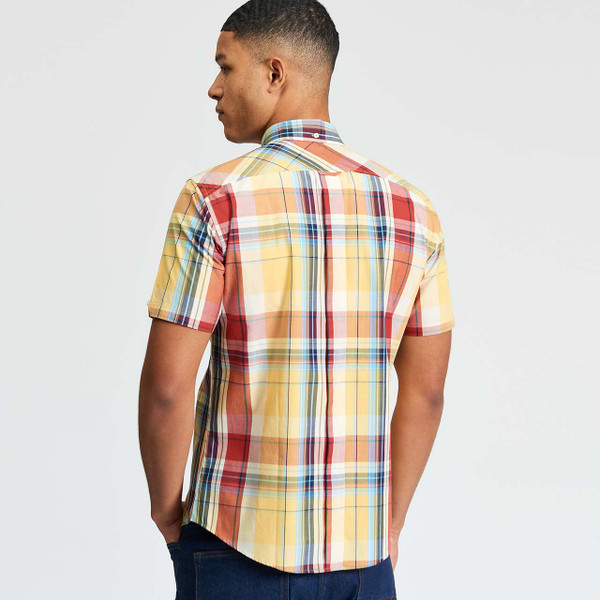 Ben Sherman Men's Mod Oversized Check Short Sleeve Shirt in Zest - Back View