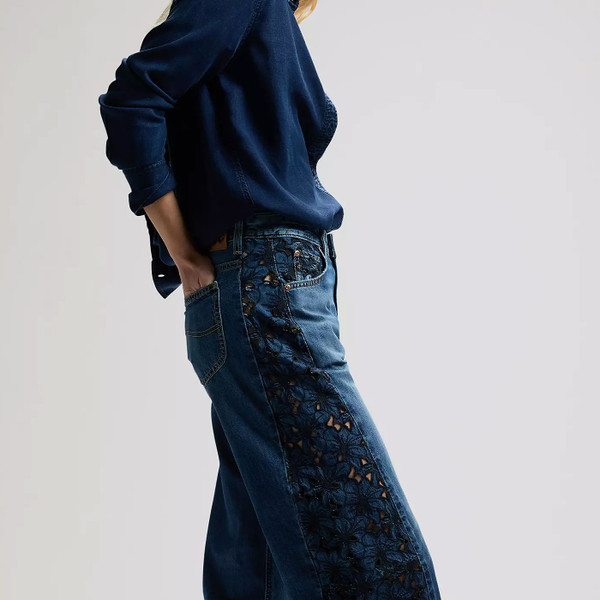 Side floral panel on Lee Women's Lee Rider Loose Barrel Jeans in Blue Royalty