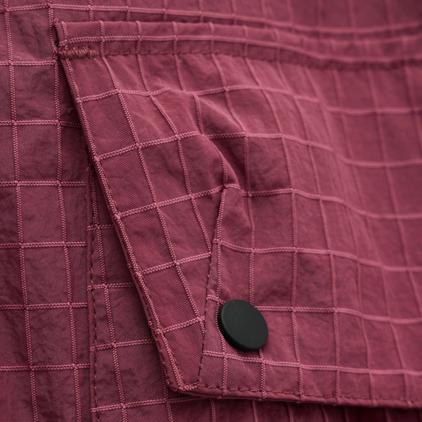 Weekend Offender Zemmouri Ripstop Cargo Shorts in Kirsch -  Cargo Pocket Close Up