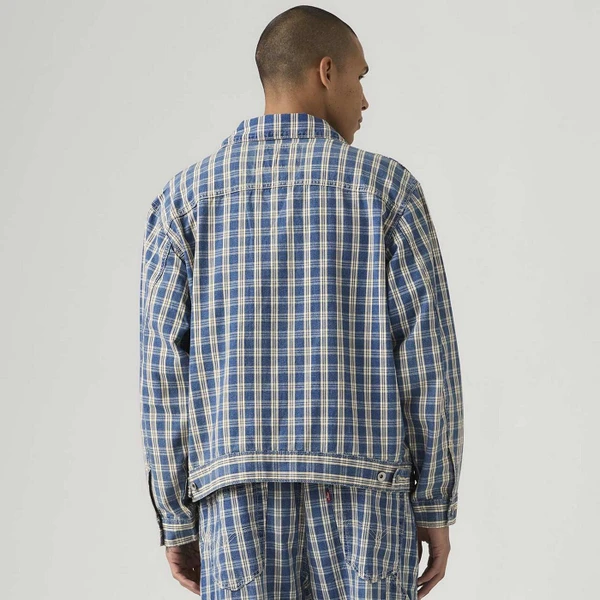 Model Wearing Levi's Sunrise Men's Retro 80s Workwear Denim Trucker Jacket in Summer Check - Back View