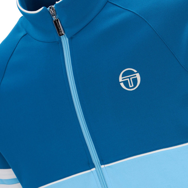 Detail on Sergio Tacchini 80s Casuals Orion Track Jacket in Mykonos Blue and Baltic Blue