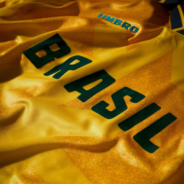 Umbro Tournament 2026 Brazil Short Sleeve Football Jersey in Cyber Yellow - Country Name Close Up