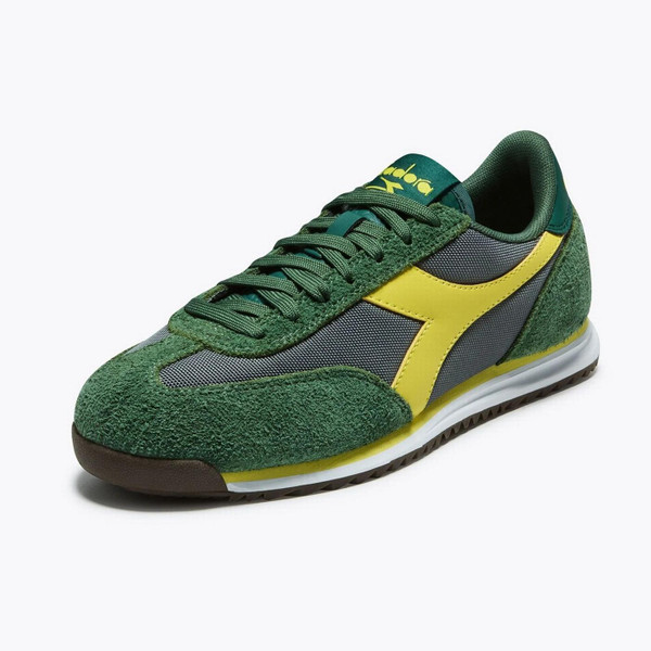Diadora Cross Rainy Performance Trainers in Posy Green
