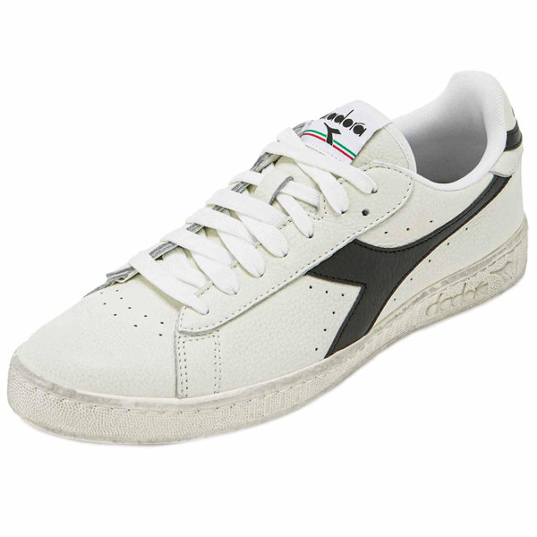 Diadora Game L Low Waxed Leather Retro Trainers in White/Black 501.178301