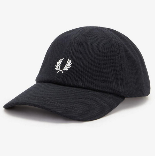 Fred Perry Pique Classic 6 Panel Baseball Cap in Black/Snow White