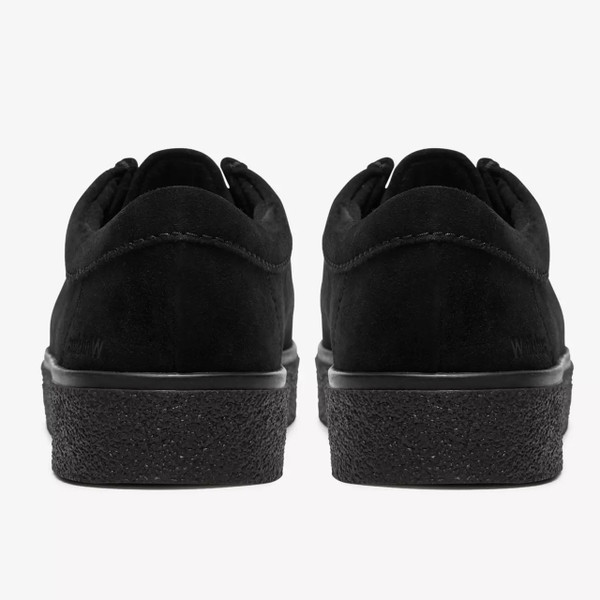 Clarks Originals Men's Boxbee Walla Shoes in Black Suede - Two shoes from behind