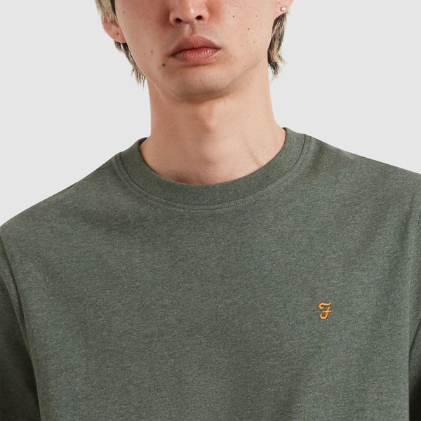 Model Wearing Farah Danny Organic Cotton Jersey Crew Neck T-Shirt in Rosemary Marl - Front Facing Close Up