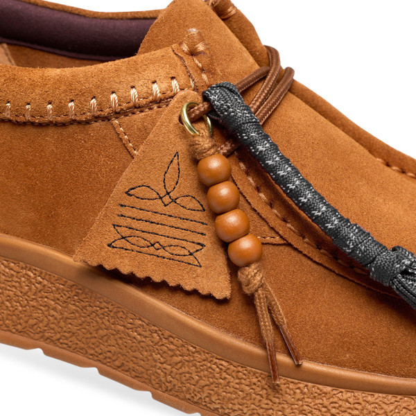 Clarks Originals Men's Tawyer Walla Shoes in Ginger Suede - Close Up Fob and Beads