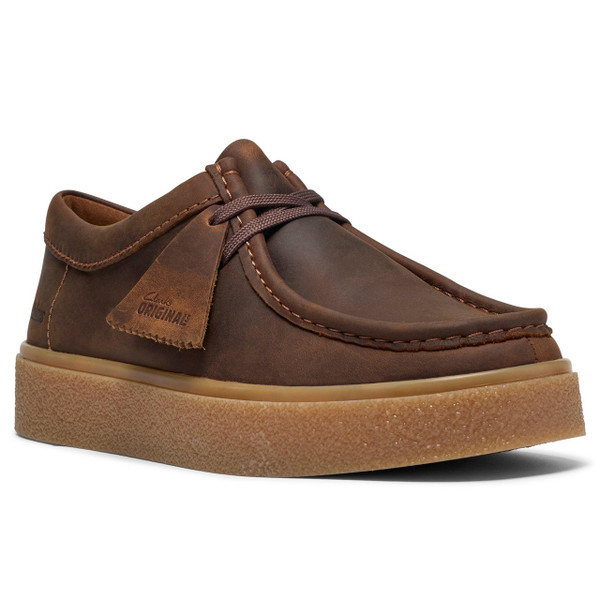 Clarks Originals Men's Boxbee Walla Shoes in Beeswax Leather - Single Shoe Side at Angle