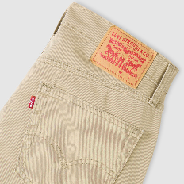 Levi's 511 Slim Chino Jeans Harvest Gold Twill - Back Badge Close Up