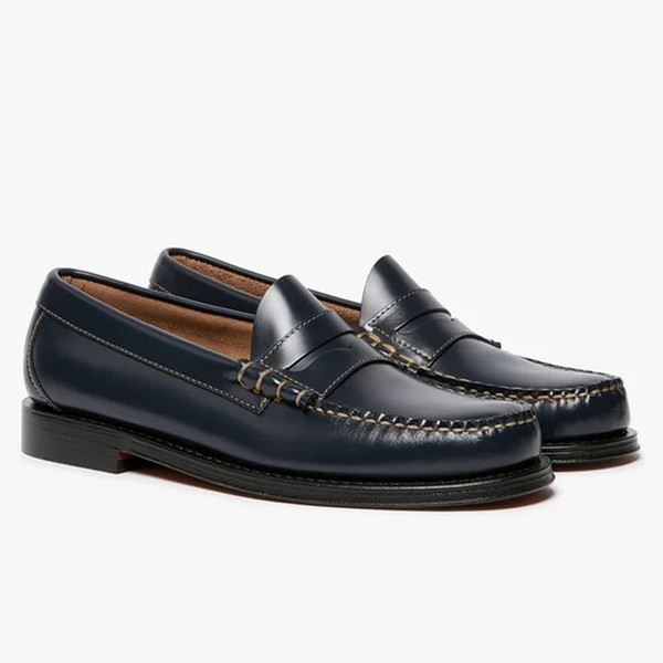 Bass Weejuns Heritage Larson Contrast Stitch Loafers in Navy Leather - Pair of shoes side view at angle