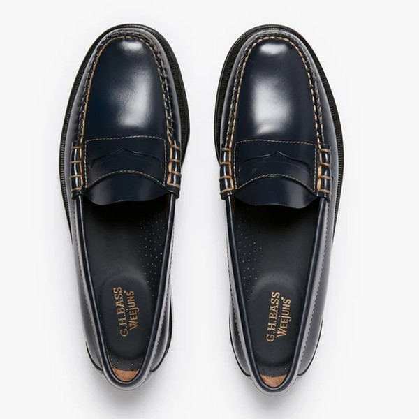 Bass Weejuns Heritage Larson Contrast Stitch Loafers in Navy Leather - Pair of shoes from above
