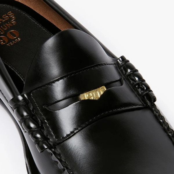 Bass Weejuns Limited Edition 90th Anniversary Heritage Larson Penny Loafer in Black - Close up 90th anniversary coin