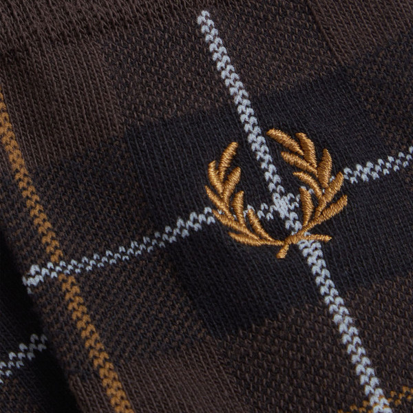 Fred Perry Men's Tartan Crew Socks in Rich Brown - Close up laurel wreath