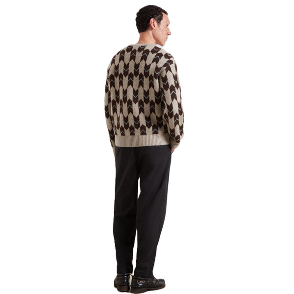 Model Wearing Farah Milt Men's Relaxed FairIsle Geo Jacquard Jumper in Dark Brown - Back facing full length
