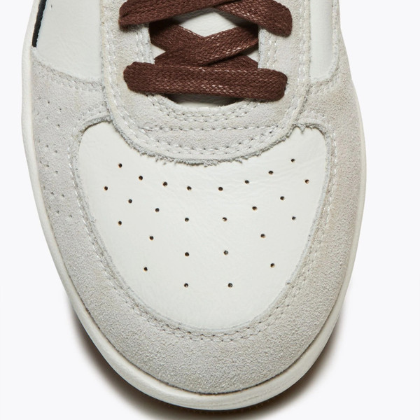Diadora B.Elite Sporty Heritage Leather Trainers in White / Blue Denim - Single trainer close up vamp