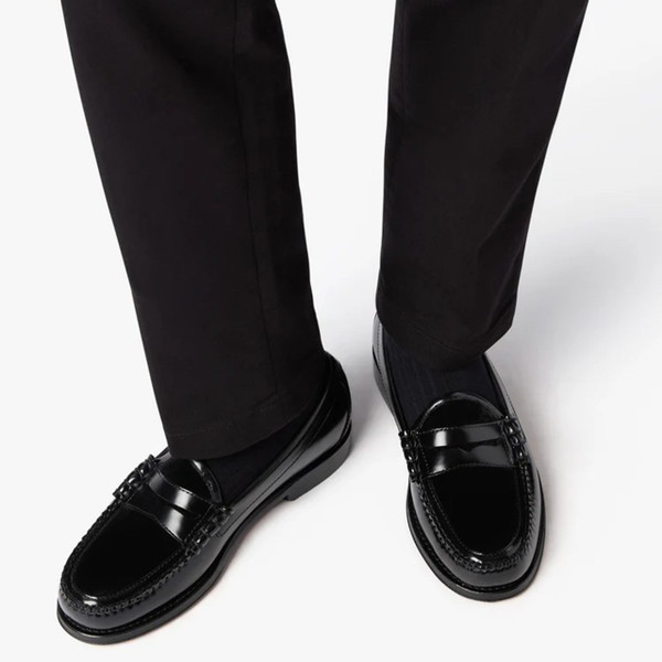 Model Wearing Bass Weejuns Heritage Larson Velvet Loafers in Black