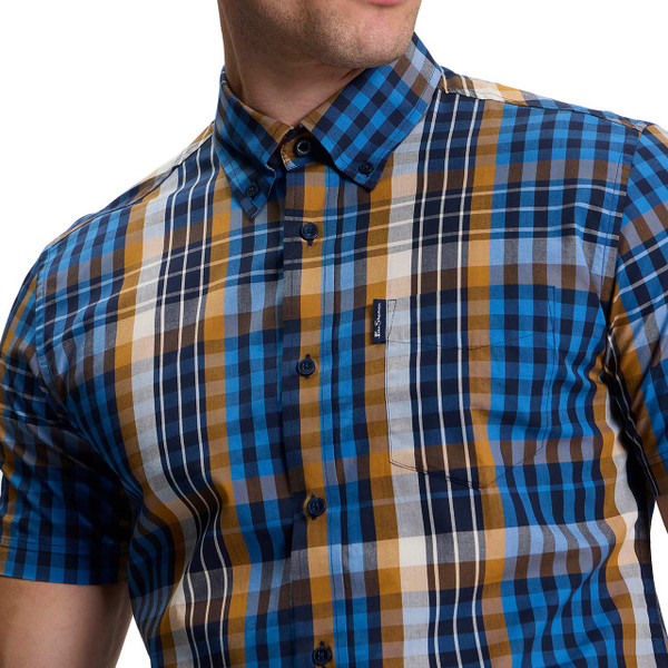 Ben Sherman Heritage Check Short Sleeve Shirt Lapis Blue - Collar Detail