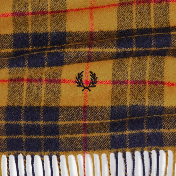 Fred Perry Lambswool Scarf in Gold Check