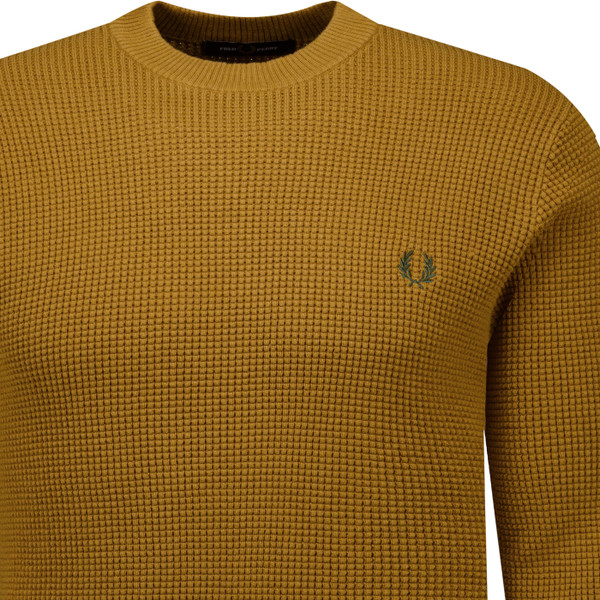 Fred Perry Men's Waffle Stitch Crew Neck Jumper in Dark Caramel
