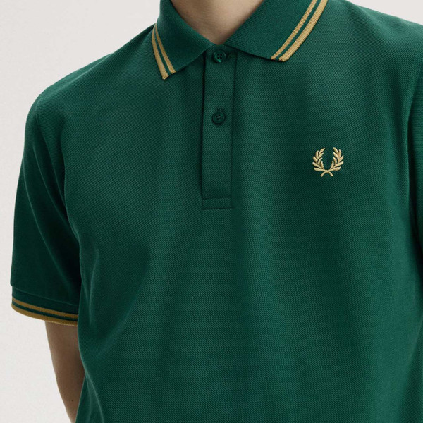 Fred Perry M12 Made in England Tipped Pique Polo Shirt in Lawn Green - Tipping Detail