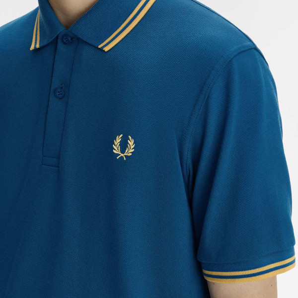 Fred Perry M12 Made in England Pique Tennis Polo Shirt Royal Blue - Tipping Detail